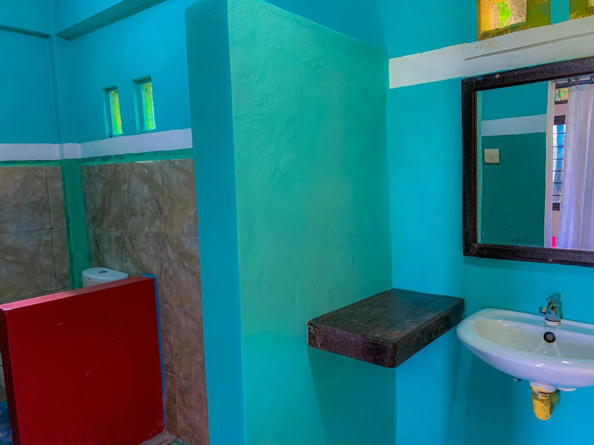 Breeze Hostel Kuta  Exterior photo