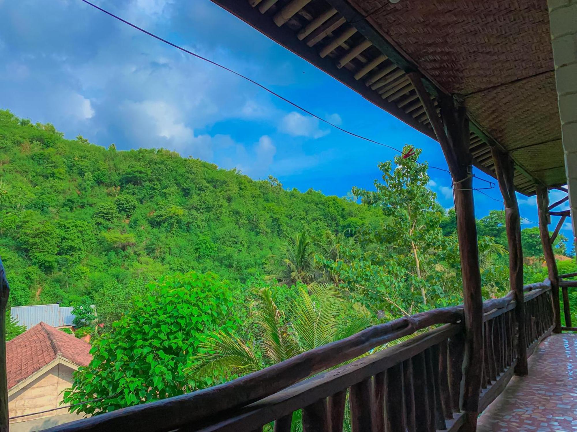 Breeze Hostel Kuta  Exterior photo