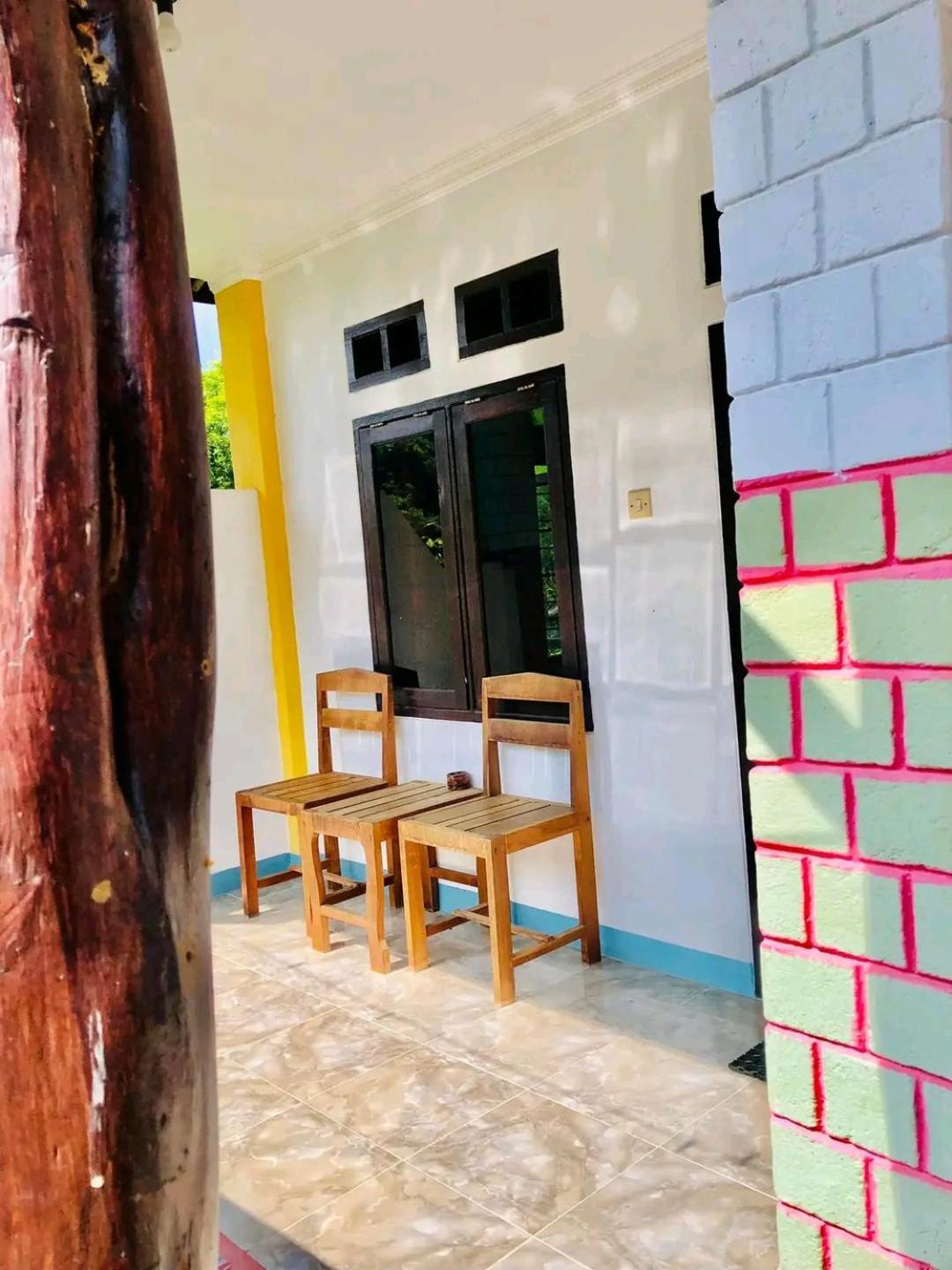 Breeze Hostel Kuta  Exterior photo