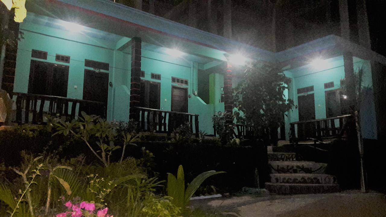 Breeze Hostel Kuta  Exterior photo